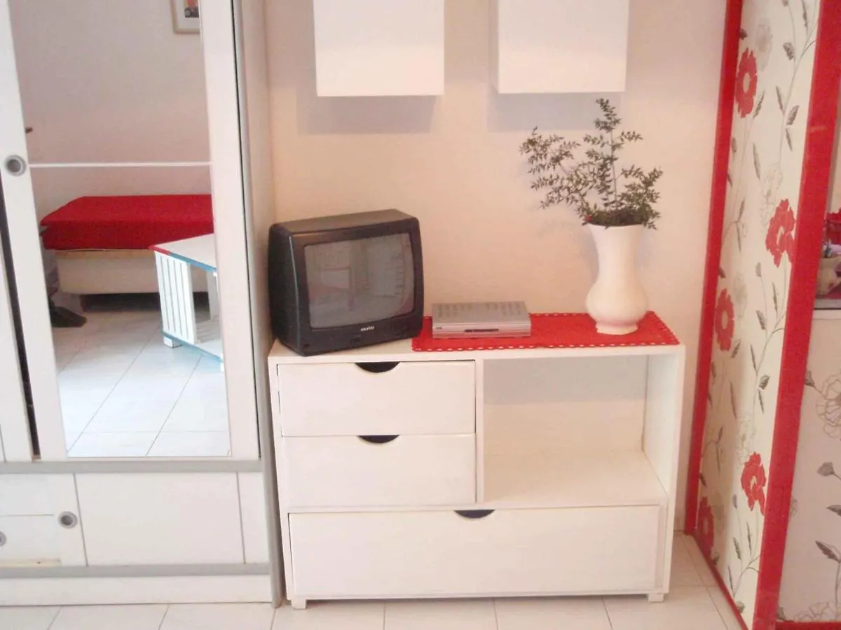 Studio In Valbandon Istrien 8360 Apartment